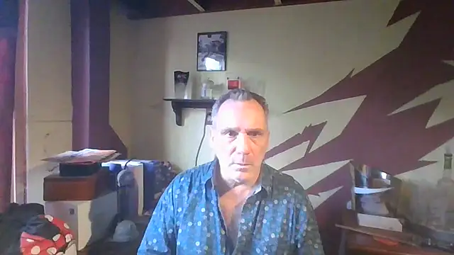 Snapshot of HunkofRock chatting on 07-03-26, 11:27 HunkofRock online show from 07-03-26, 11:27