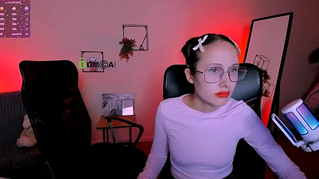 mona cloud online show from 09-30-25, 02:05