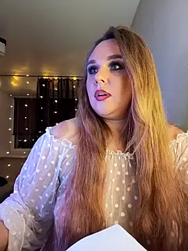 Juicy PeachLux online show from 12-18-25, 05:08