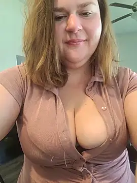 Bigmouthbitch online show from 09-13-25, 04:29