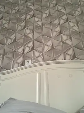 Snapshot of Saysay-7 chatting on 12-14-25, 01:16 Saysay-7 online show from 12-14-25, 01:16