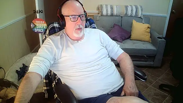 superbearboss online show from 02-27-26, 06:52