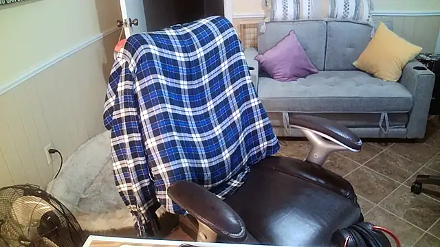 Snapshot of superbearboss chatting on 06-26-26, 03:05 superbearboss online show from 06-26-26, 03:05