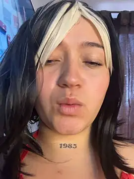 Snapshot of Karina_Leon chatting on 07-31-26, 10:09 Karina Leon online show from 07-31-26, 10:09