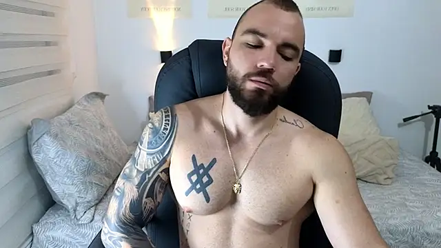 Isaac Carter online show from 09-11-25, 10:37