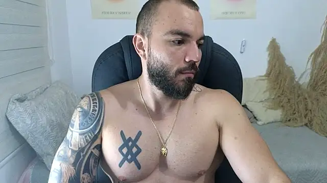 Isaac Carter online show from 12-23-25, 11:08