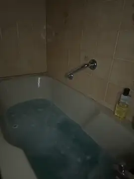  Niinaa  online show from 10-18-25, 10:21