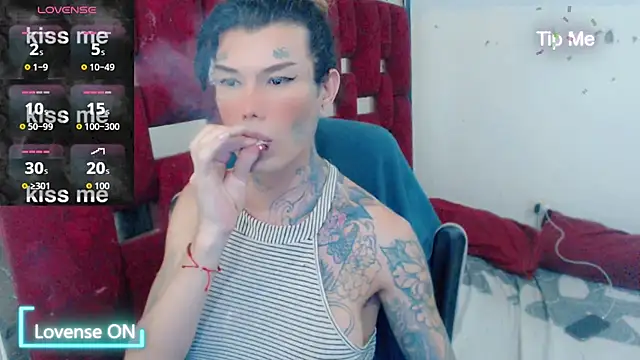 Snapshot of ana_tsxxx chatting on 06-23-26, 02:20 ana tsxxx online show from 06-23-26, 02:20