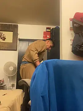 Feendy17 online show from 02-25-26, 07:51