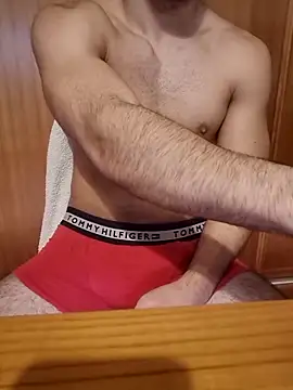 Snapshot of LucianDraven chatting on 03-08-25, 04:28 LucianDraven online show from 03-08-25, 04:28