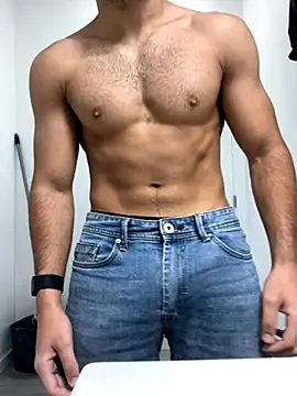 Snapshot of LucianDraven chatting on 09-26-25, 11:03 LucianDraven online show from 09-26-25, 11:03