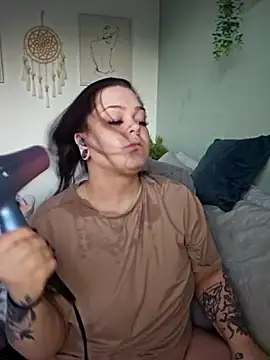 Saucy-Serenity online show from 04-06-26, 06:42