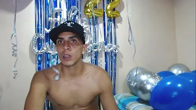 Monkey uchiha777 online show from 09-13-25, 12:21