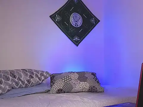 Snapshot of samevansx_ chatting on 11-11-25, 04:40 samevansx online show from 11-11-25, 04:40