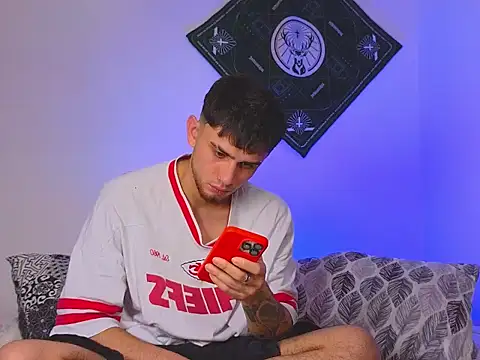 Snapshot of samevansx_ chatting on 11-16-25, 06:02 samevansx online show from 11-16-25, 06:02