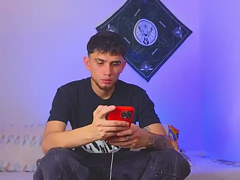 Snapshot of samevansx_ chatting on 11-20-25, 07:57 samevansx online show from 11-20-25, 07:57