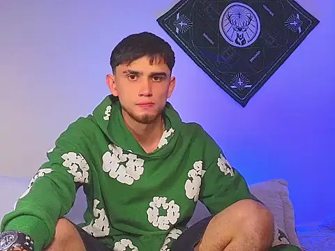 Snapshot of samevansx_ chatting on 11-24-25, 06:18 samevansx online show from 11-24-25, 06:18