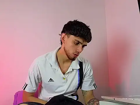 Snapshot of samevansx_ chatting on 12-14-25, 10:14 samevansx online show from 12-14-25, 10:14