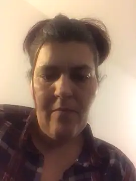 Curvy-Essex-Milf online show from 03-08-25, 07:09