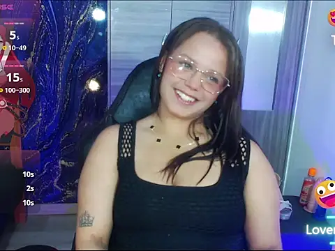 Snapshot of vella_sex chatting on 10-04-25, 08:07 vella sex online show from 10-04-25, 08:07