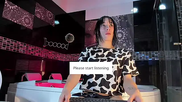 Small Hot19 online show from 10-23-25, 10:47