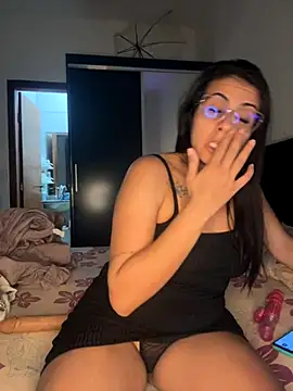 jheicylli online show from 10-24-25, 11:34