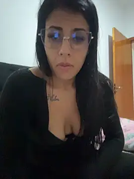 Snapshot of jheicylli chatting on 06-24-26, 01:21 jheicylli online show from 06-24-26, 01:21