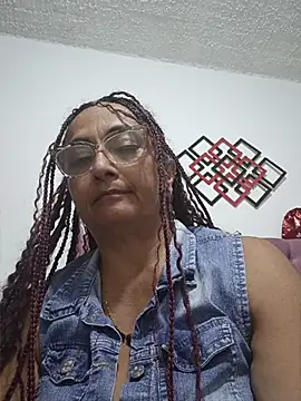 AlessandraLeroy online show from 03-21-26, 12:26