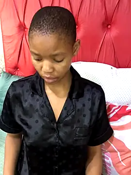 BondiBitch online show from 10-01-25, 09:04