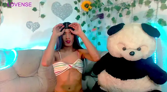 KimberlyXtreme online show from 03-23-25, 03:21