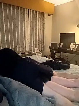 Snapshot of KITTYBOOBOOFUXX chatting on 11-24-25, 04:01 KITTYBOOBOOFUXX online show from 11-24-25, 04:01