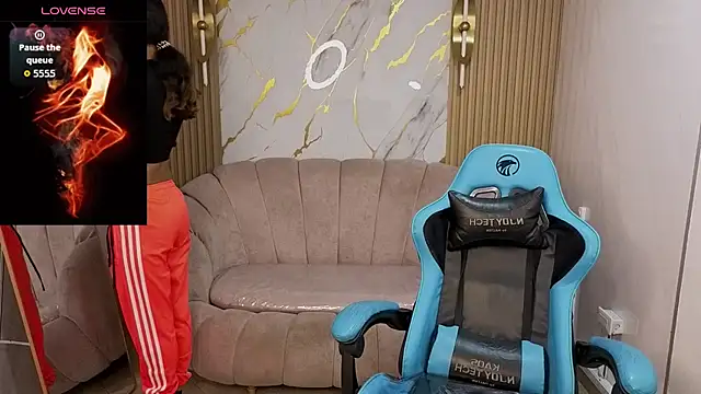  wendy b online show from 11-06-25, 03:29