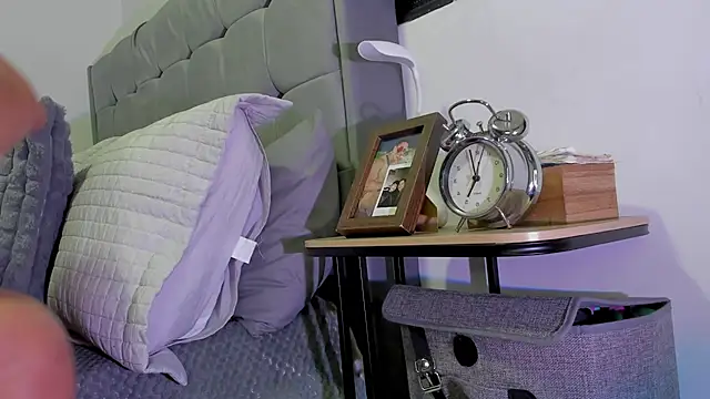 boys blackandwhite online show from 09-18-25, 10:56