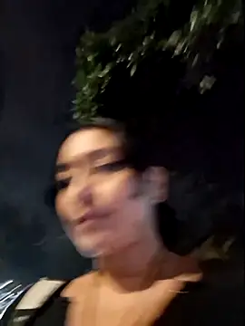 Snapshot of EvelynMoonx chatting on 03-06-25, 03:02 EvelynMoonx online show from 03-06-25, 03:02