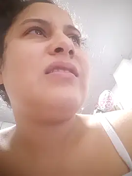 Snapshot of esmeralda_jadees chatting on 03-07-25, 08:13 esmeralda jadees online show from 03-07-25, 08:13