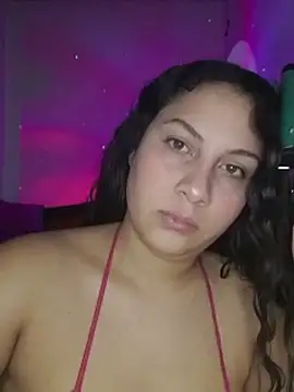 Snapshot of esmeralda_jadees chatting on 03-09-25, 03:05 esmeralda jadees online show from 03-09-25, 03:05