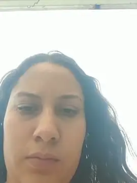 Snapshot of esmeralda_jadees chatting on 03-09-25, 06:43 esmeralda jadees online show from 03-09-25, 06:43