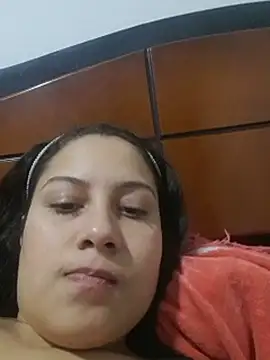 Snapshot of esmeralda_jadees chatting on 03-10-25, 12:51 esmeralda jadees online show from 03-10-25, 12:51