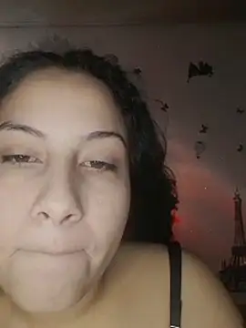 Snapshot of esmeralda_jadees chatting on 03-14-25, 06:39 esmeralda jadees online show from 03-14-25, 06:39