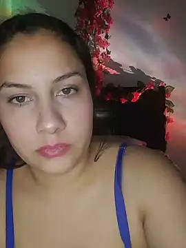 Snapshot of esmeralda_jadees chatting on 03-22-25, 04:03 esmeralda jadees online show from 03-22-25, 04:03