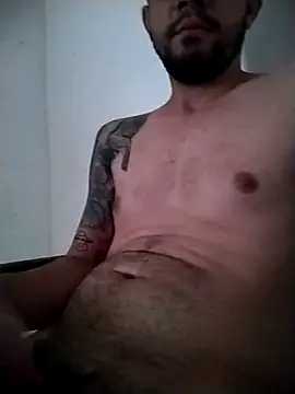Snapshot of Andriofilit chatting on 05-04-26, 10:50 Andriofilit online show from 05-04-26, 10:50