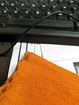 himvilohi08 online show from 10-31-25, 11:11