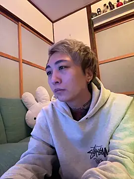 Snapshot of ryokunero chatting on 03-08-25, 12:09 ryokunero online show from 03-08-25, 12:09