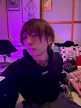 Snapshot of ryokunero chatting on 09-17-25, 04:30 ryokunero online show from 09-17-25, 04:30