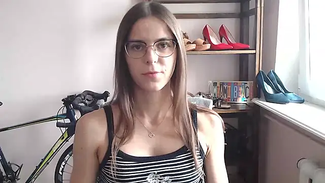 love megi online show from 06-04-26, 01:28