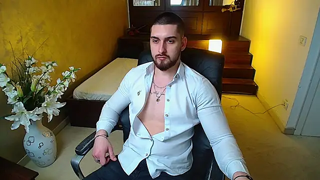 Snapshot of MatiasDean chatting on 03-08-25, 09:28 MatiasDean online show from 03-08-25, 09:28