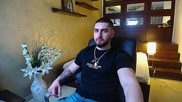 Snapshot of MatiasDean chatting on 03-11-25, 05:38 MatiasDean online show from 03-11-25, 05:38