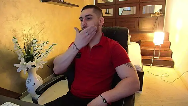 Snapshot of MatiasDean chatting on 03-23-25, 05:32 MatiasDean online show from 03-23-25, 05:32