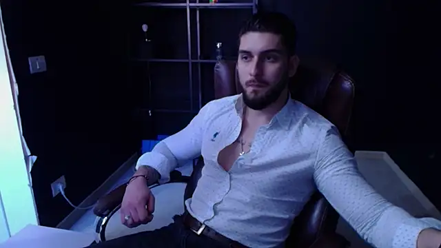 Snapshot of MatiasDean chatting on 10-20-25, 10:38 MatiasDean online show from 10-20-25, 10:38