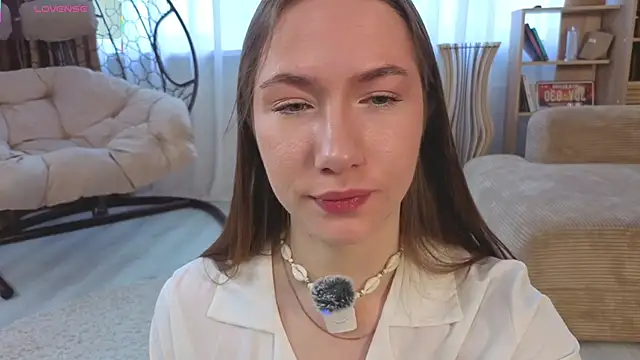 Kira mindnes online show from 12-16-25, 07:24